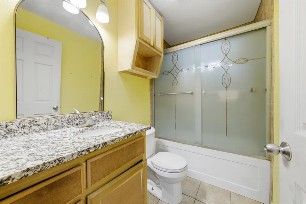 3624 Redbird Street Bellmead, TX 76705