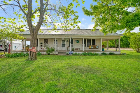 25099 Farm Road 137
