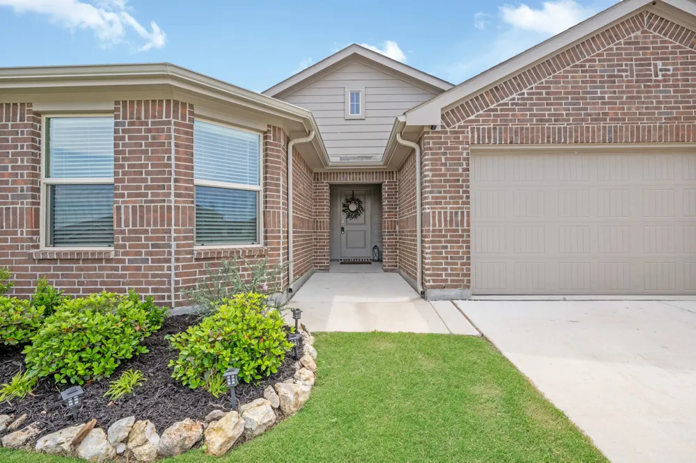 13521 Gunsmoke Lane Cresson, TX 76035