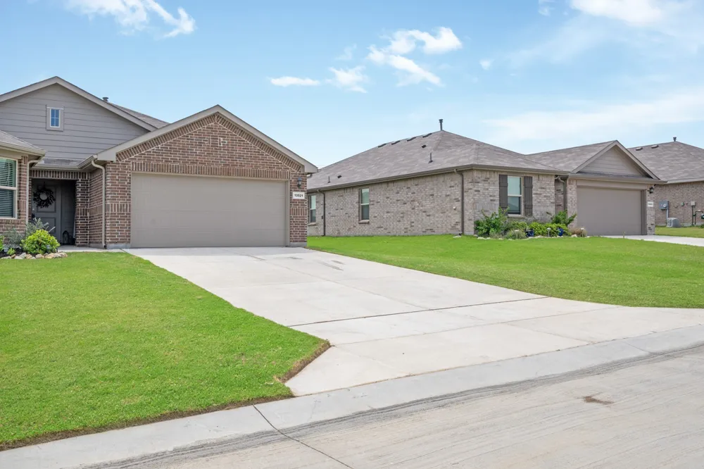 13521 Gunsmoke Lane Cresson, TX 76035
