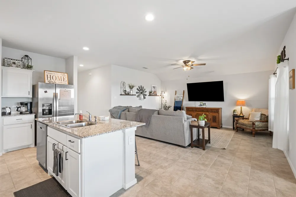 13521 Gunsmoke Lane Cresson, TX 76035
