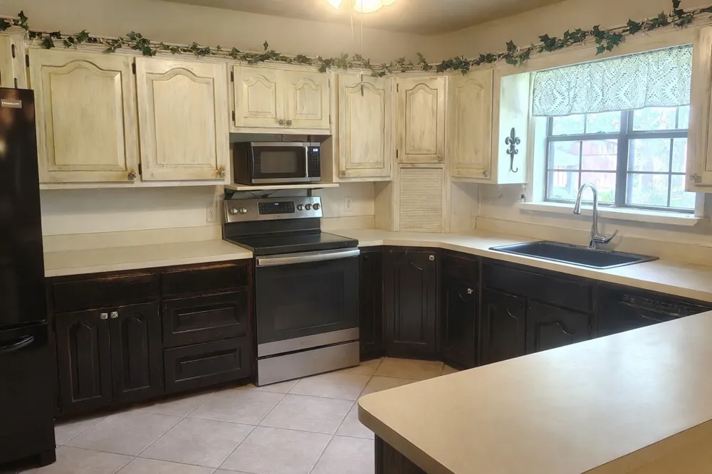 608 Lamar Street Tioga, TX 76271