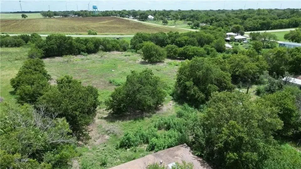 498 Calvery Eskew Road Mart, TX 76664