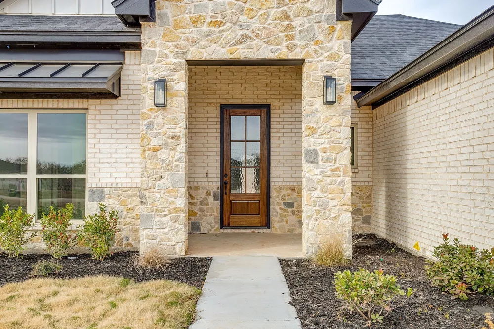 320 Rita Ridge Court Millsap, TX 76066
