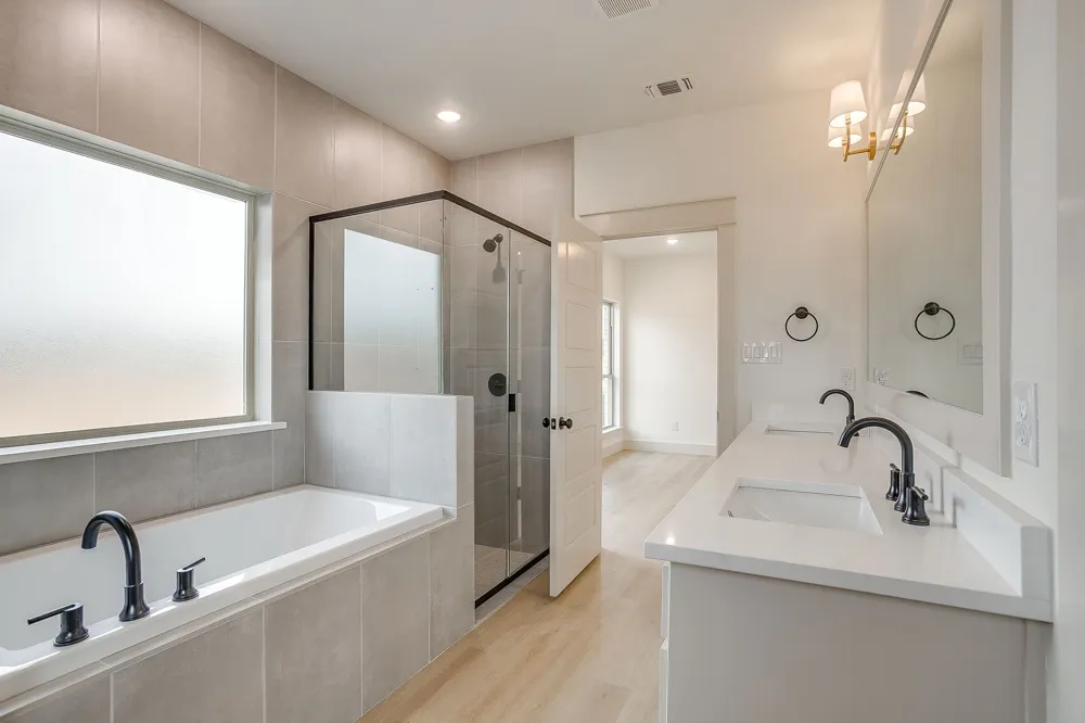 320 Rita Ridge Court Millsap, TX 76066
