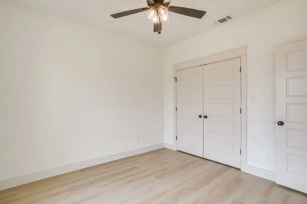 320 Rita Ridge Court Millsap, TX 76066