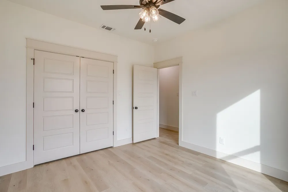 320 Rita Ridge Court Millsap, TX 76066