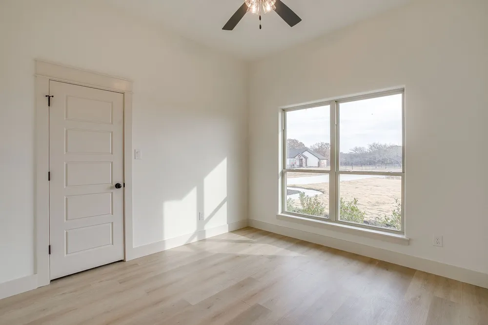 320 Rita Ridge Court Millsap, TX 76066