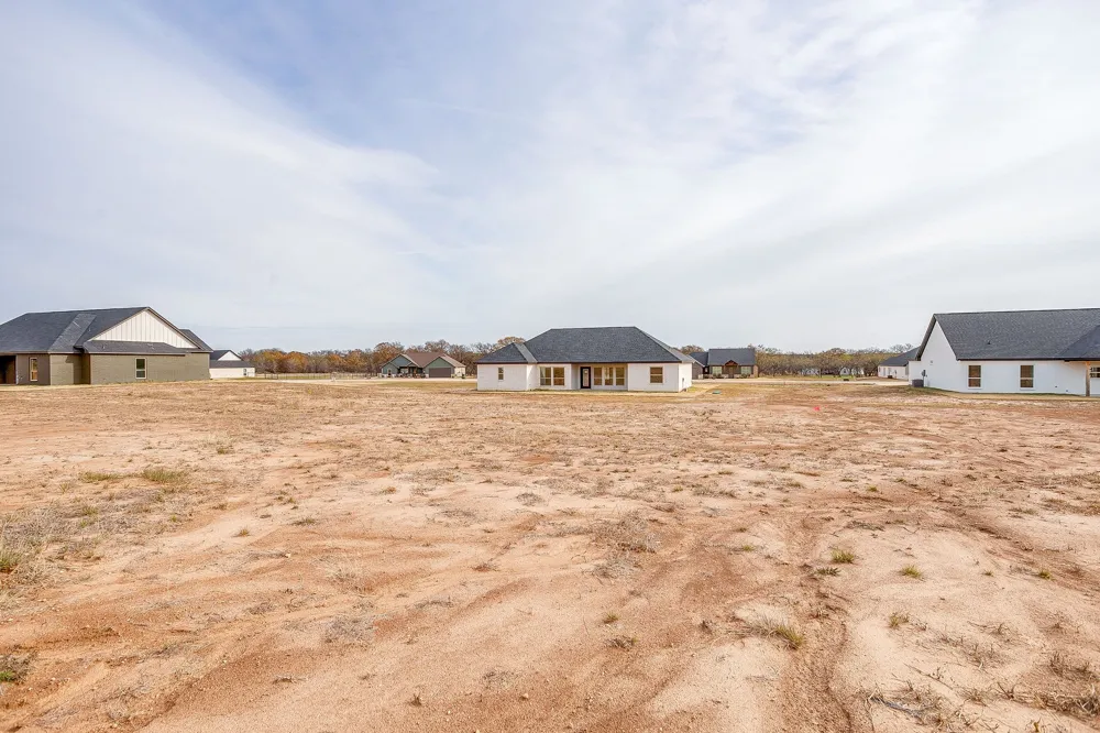 320 Rita Ridge Court Millsap, TX 76066