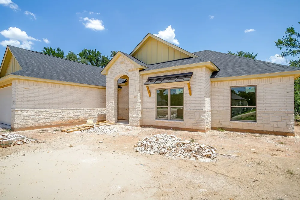 320 Rita Ridge Court Millsap, TX 76066