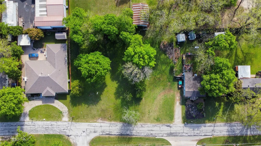 201 S Lawson Street Burleson, TX 76028