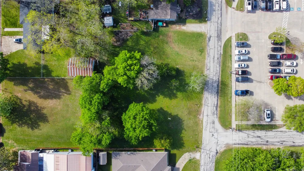 201 S Lawson Street Burleson, TX 76028