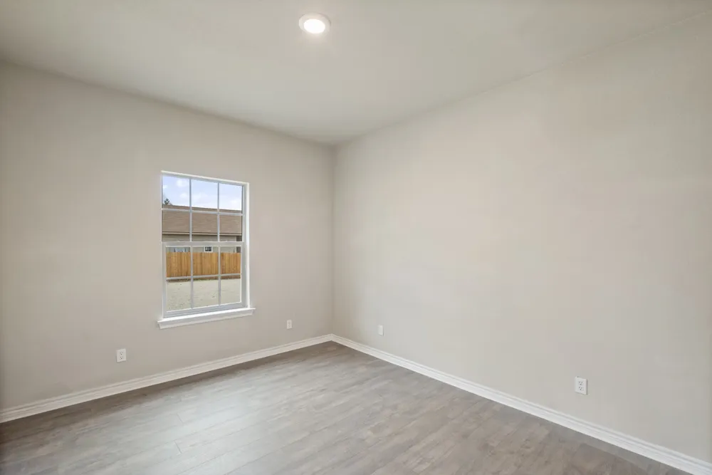 2875 Conveyor Drive #B Burleson, TX 76028