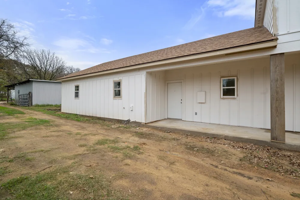 2875 Conveyor Drive #B Burleson, TX 76028