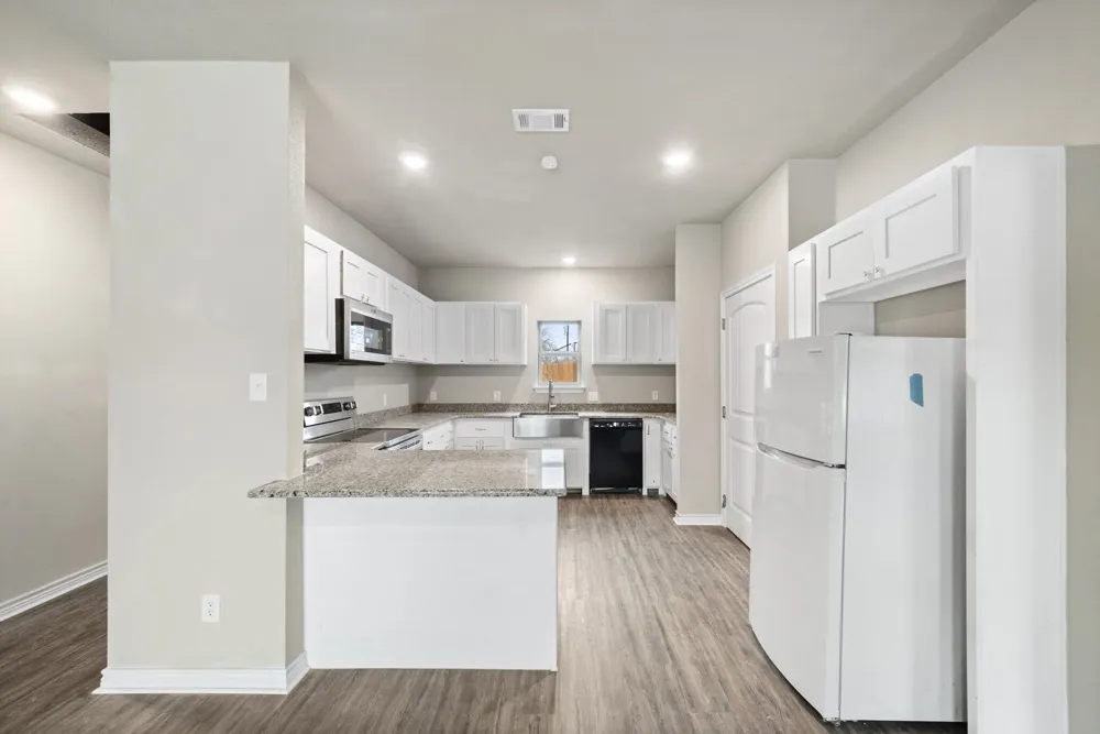 2875 Conveyor Drive #B Burleson, TX 76028