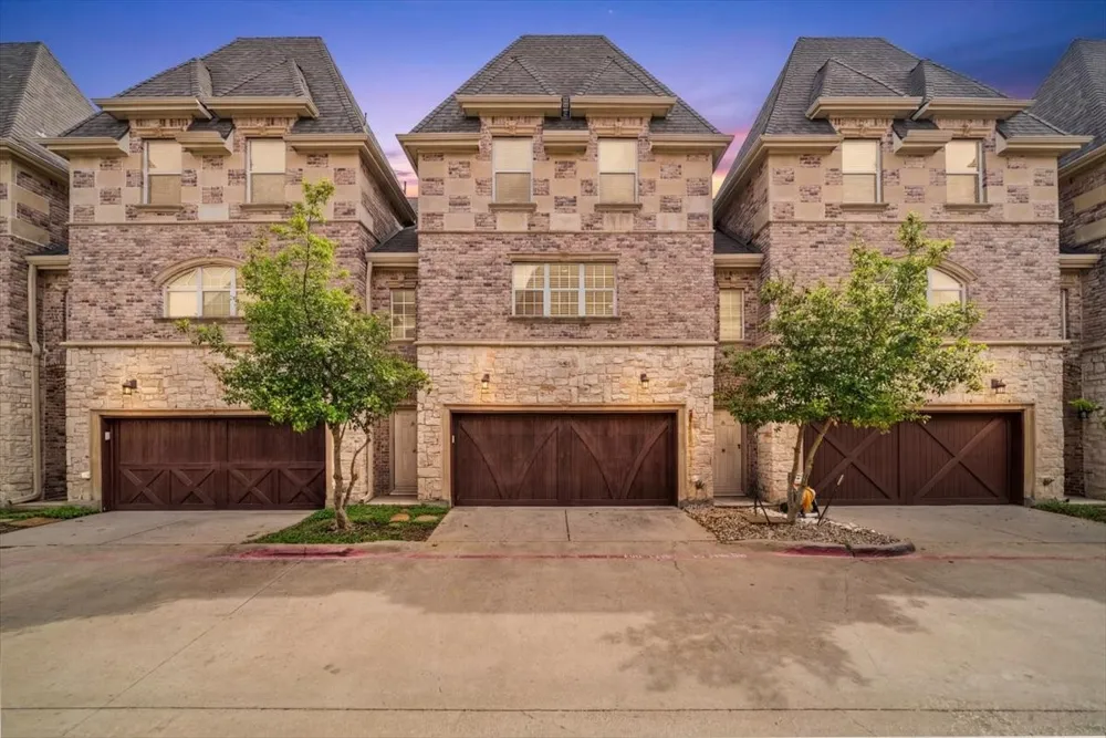 2700 Club Ridge Drive #34 Lewisville, TX 75067