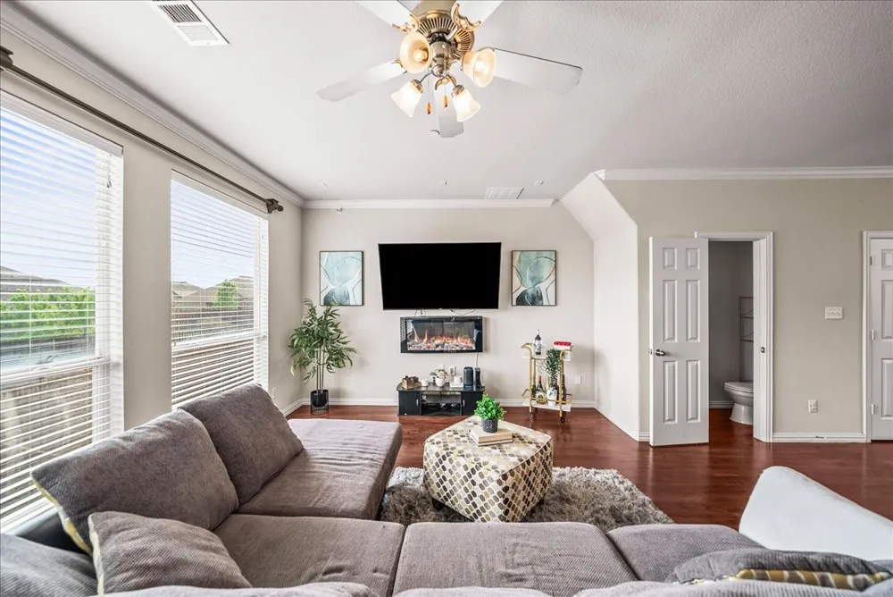 2700 Club Ridge Drive #34 Lewisville, TX 75067