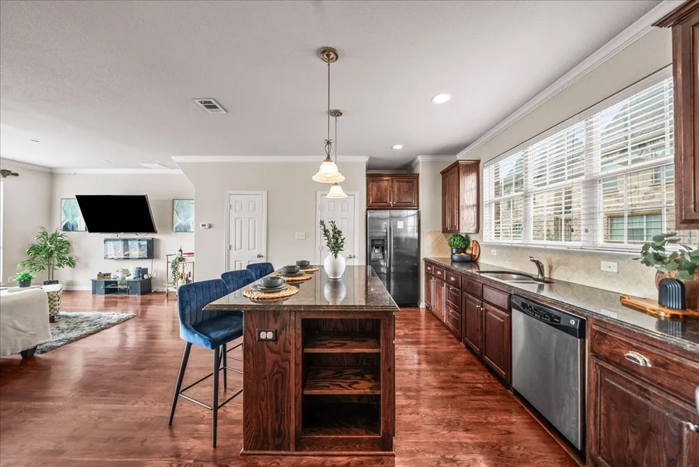 2700 Club Ridge Drive #34 Lewisville, TX 75067