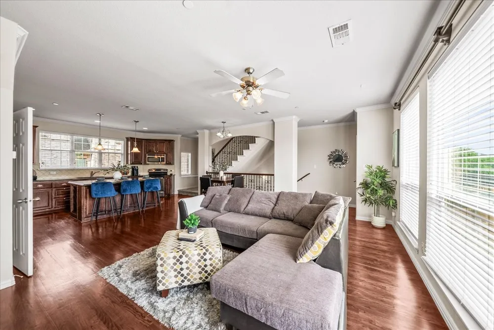 2700 Club Ridge Drive #34 Lewisville, TX 75067