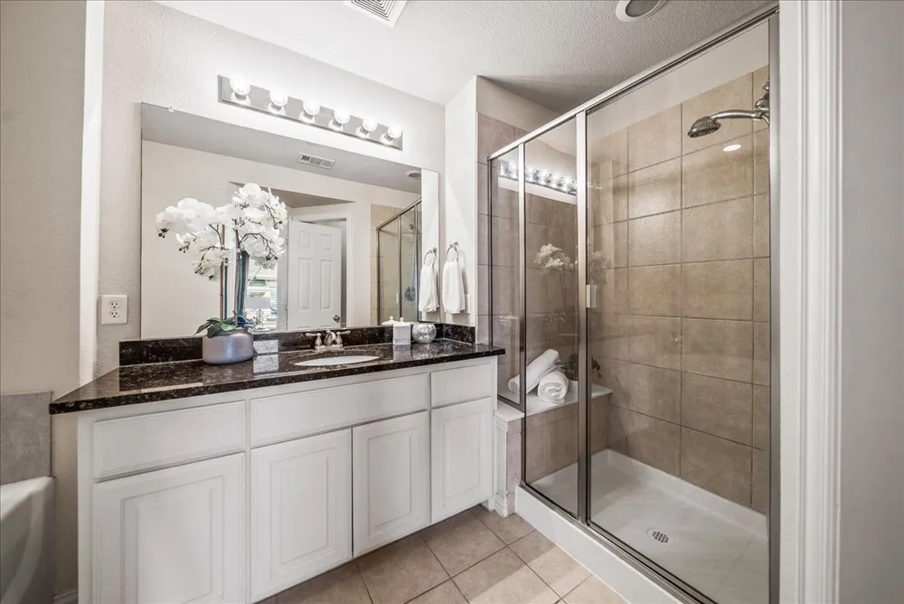2700 Club Ridge Drive #34 Lewisville, TX 75067