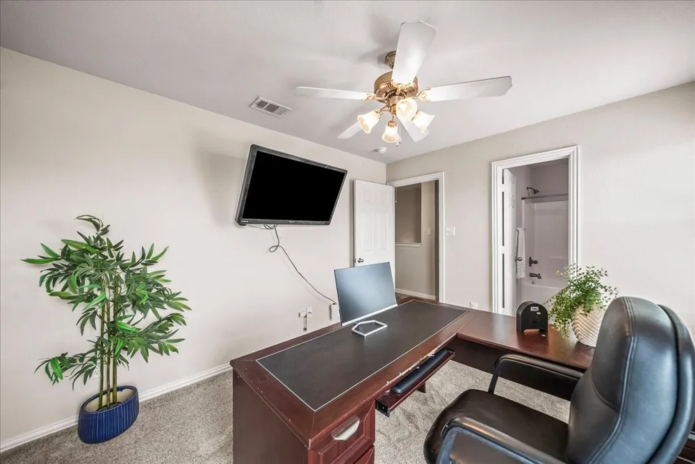 2700 Club Ridge Drive #34 Lewisville, TX 75067