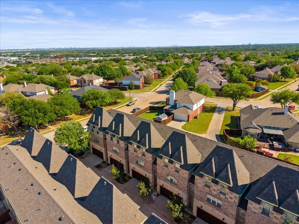 2700 Club Ridge Drive #34 Lewisville, TX 75067