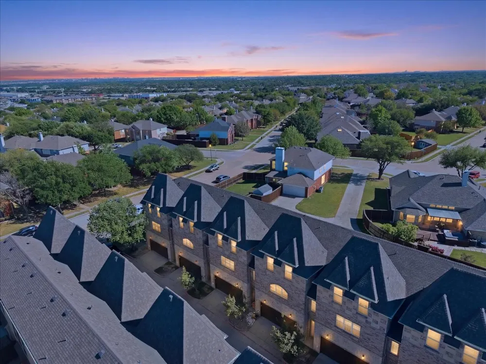 2700 Club Ridge Drive #34 Lewisville, TX 75067