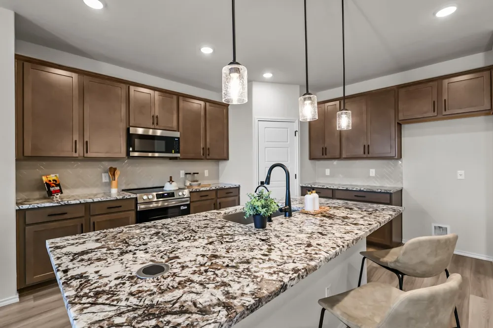 409 Jills Path Seguin, TX 78155