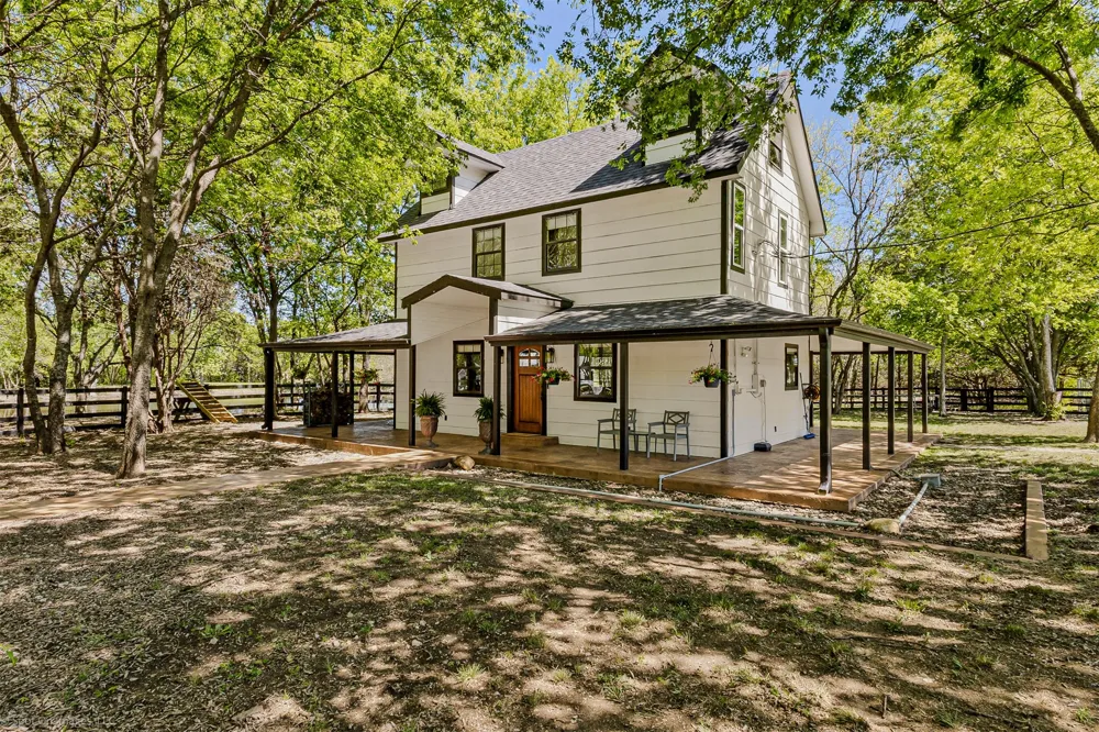 1111 Fm  151 Trenton, TX 75490