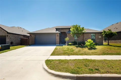 1408 Eagle Nest Drive