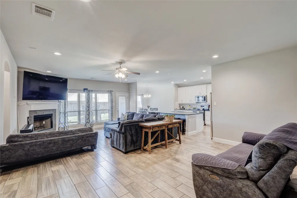 1408 Eagle Nest Drive Pelican Bay, TX 76020