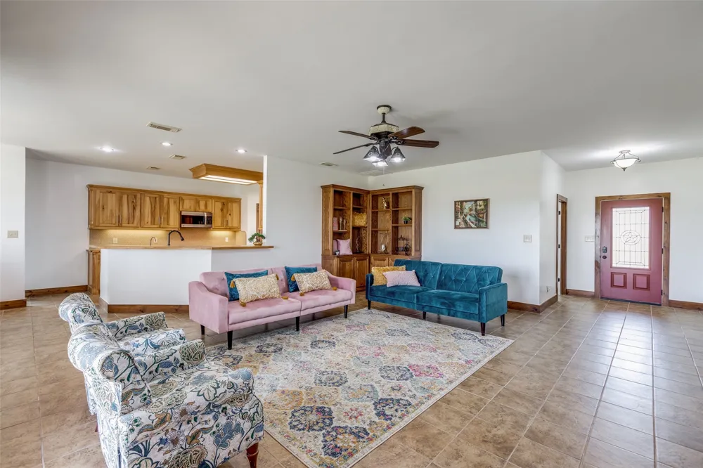11744 Foutch Road Pilot Point, TX 76258