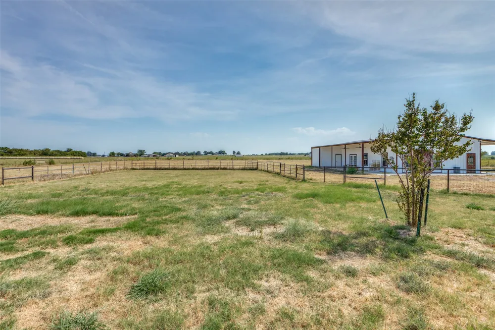 11744 Foutch Road Pilot Point, TX 76258