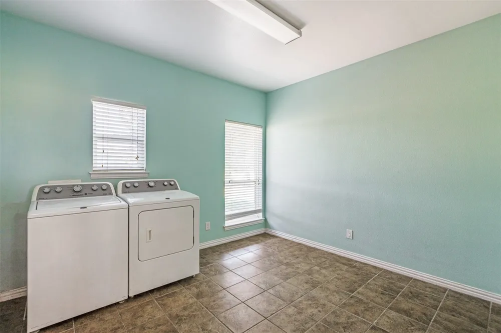 11744 Foutch Road Pilot Point, TX 76258