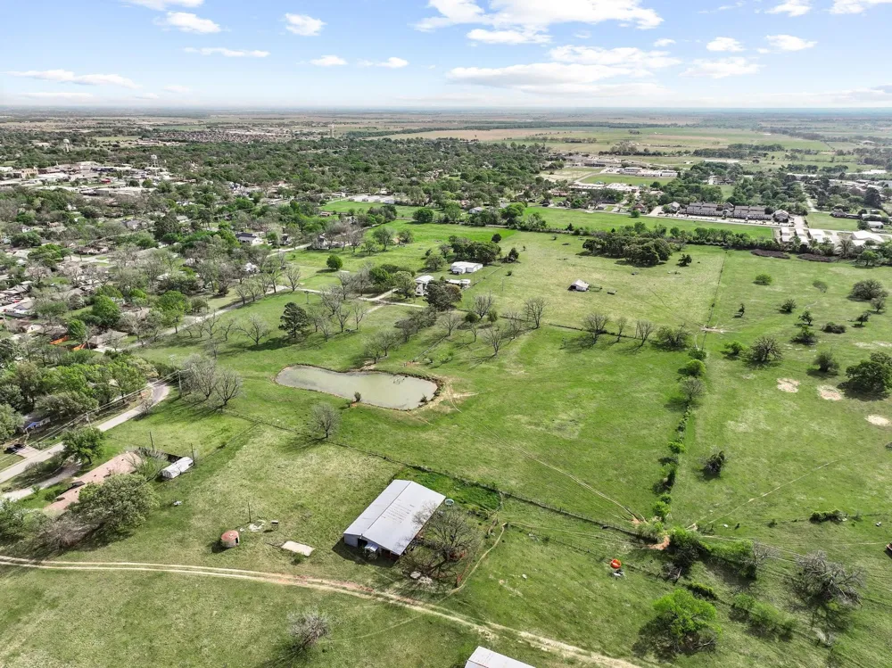 819 S Morrison Street Pilot Point, TX 76258