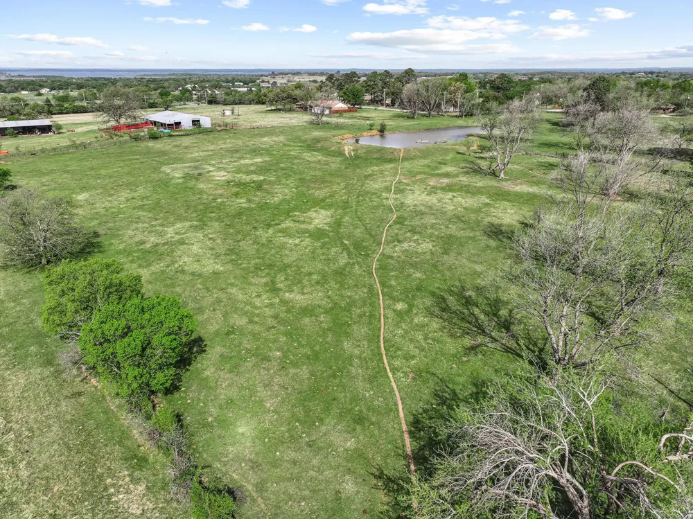 819 S Morrison Street Pilot Point, TX 76258