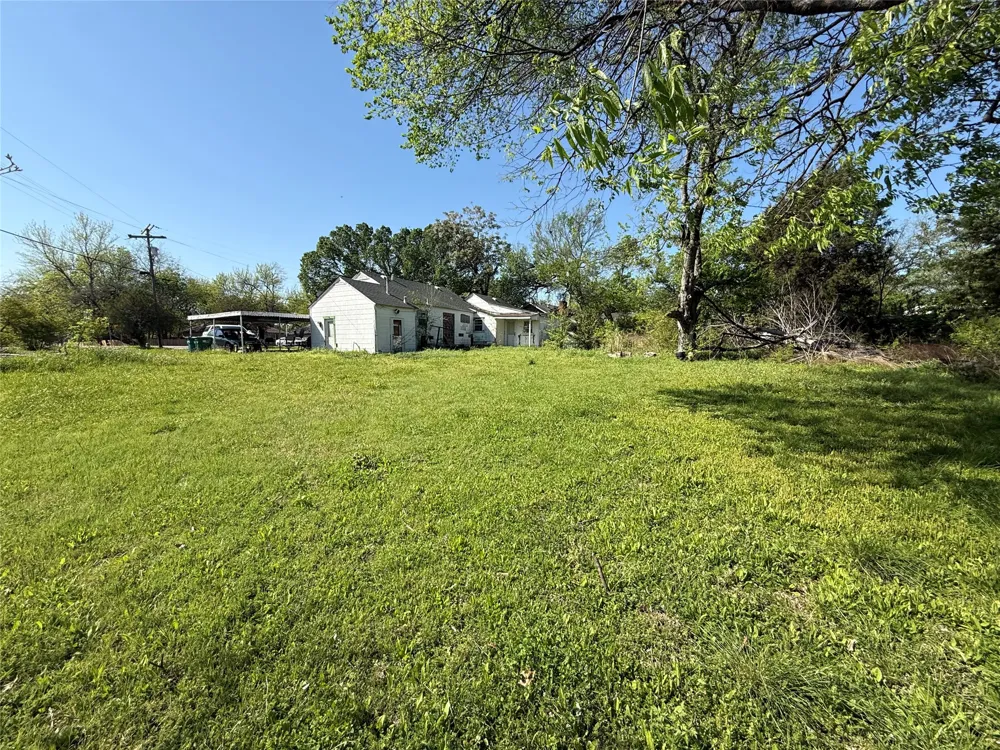 243 Walnut Street Wilmer, TX 75172