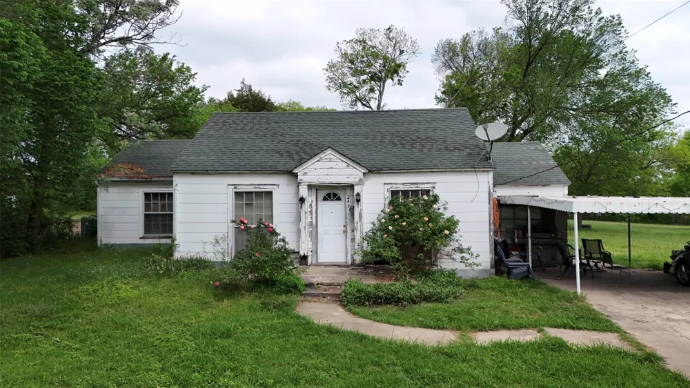 243 Walnut Street Wilmer, TX 75172