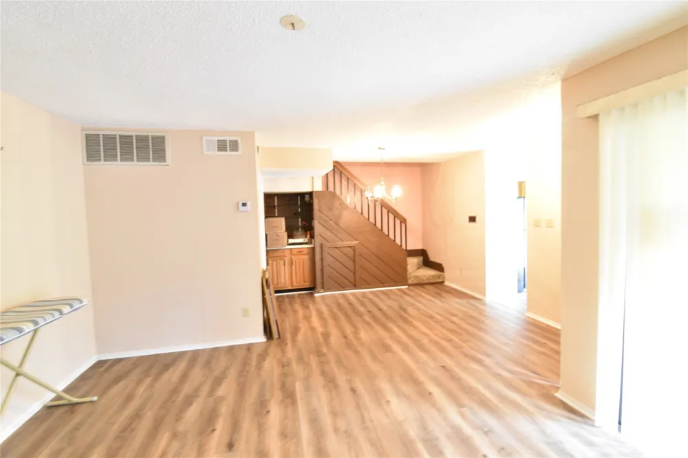 5454 Financial Plaza #13C Shreveport, LA 71129