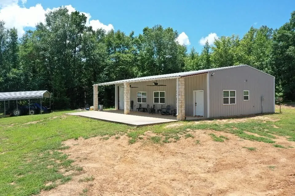 2409 County Road 2303 Lone Star, TX 75668