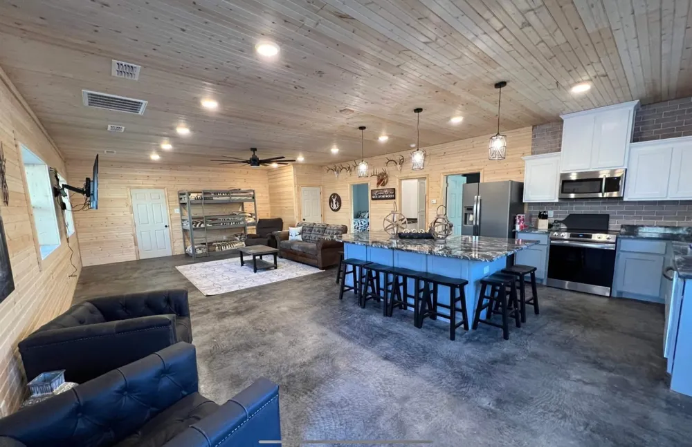 2409 County Road 2303 Lone Star, TX 75668