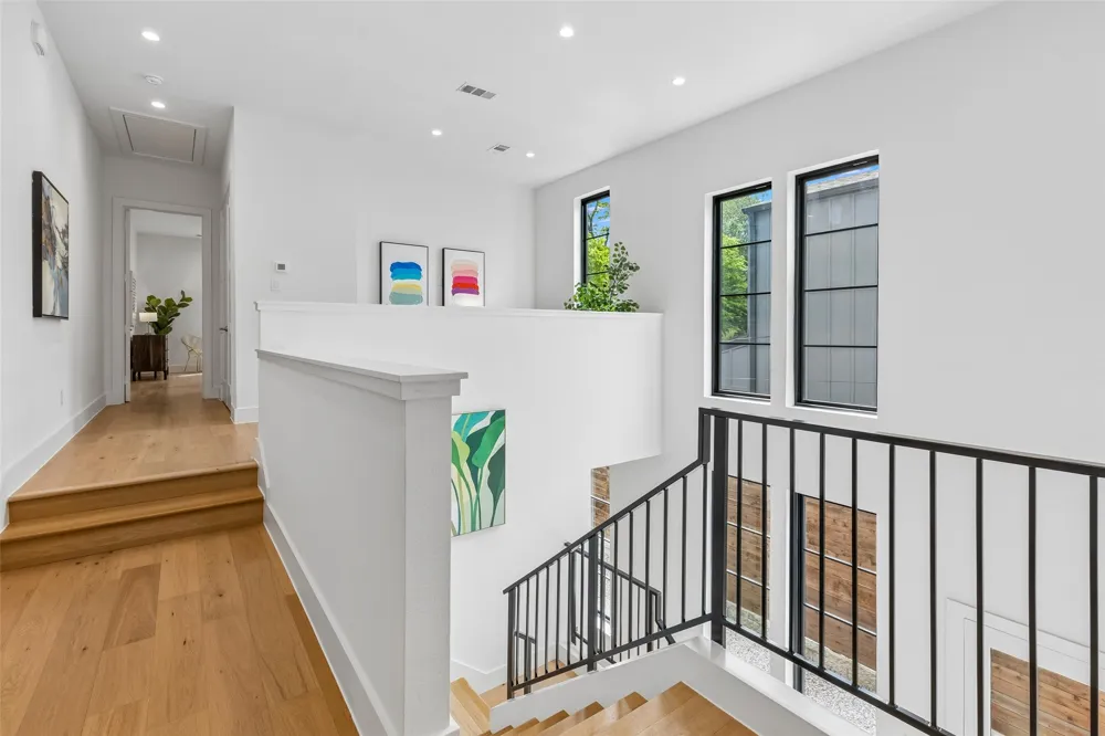 1228 Haines Avenue Dallas, TX 75208