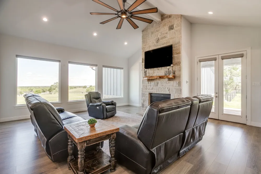 10535 County Road 146 Lipan, TX 76462
