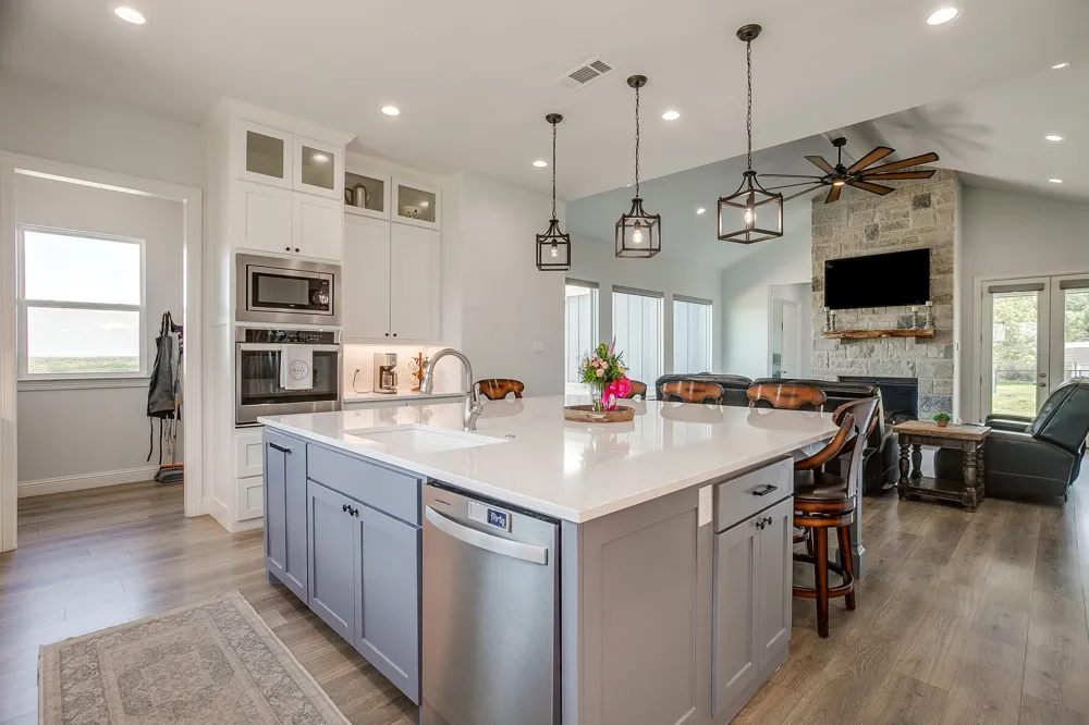10535 County Road 146 Lipan, TX 76462