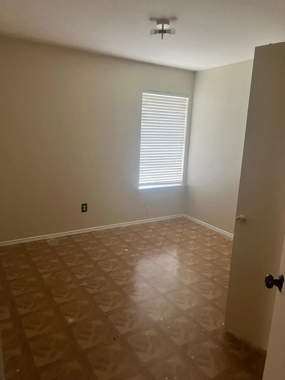 6002 Rising Meadow Drive Arlington, TX 76018