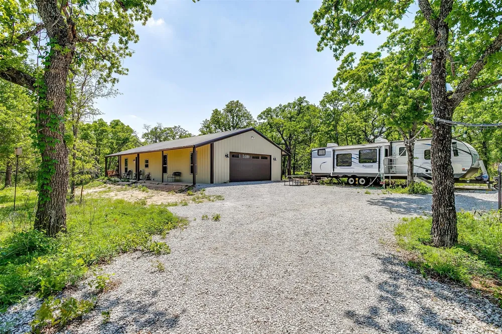 313 Broken Rd Road Perrin, TX 76486