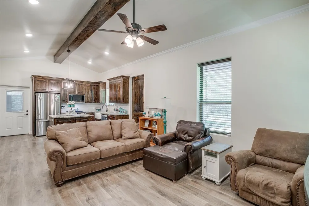 313 Broken Rd Road Perrin, TX 76486