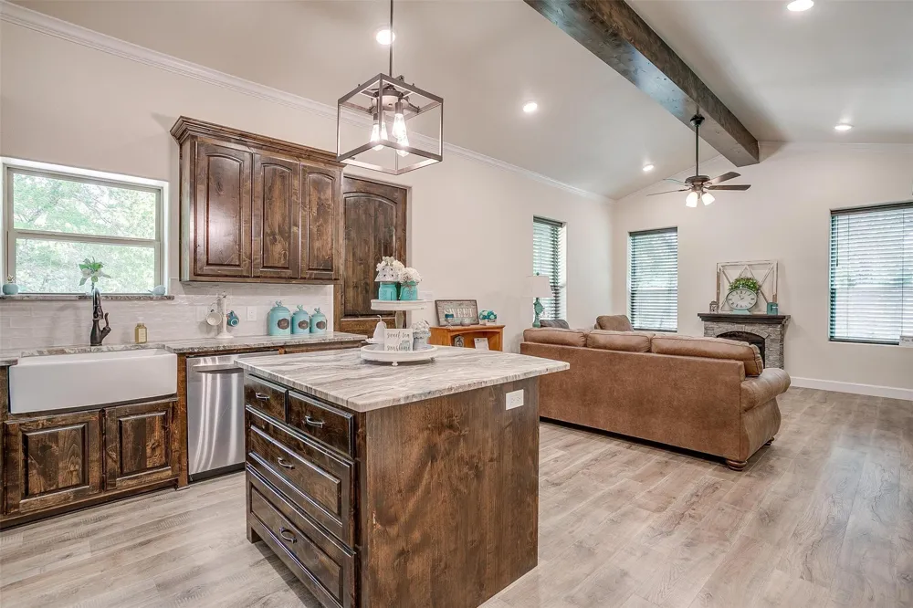 313 Broken Rd Road Perrin, TX 76486