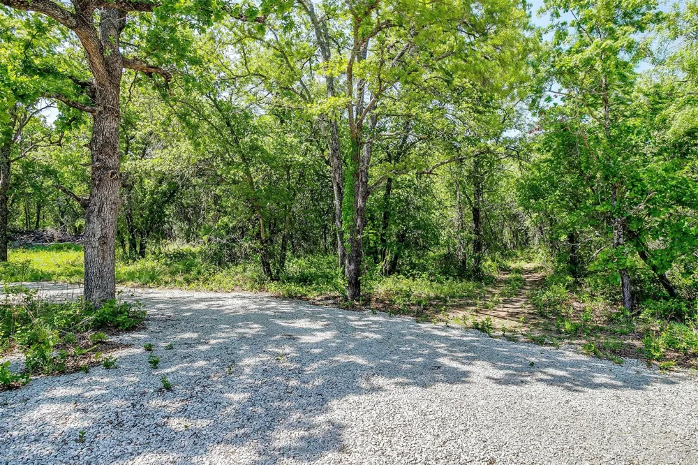 313 Broken Rd Road Perrin, TX 76486