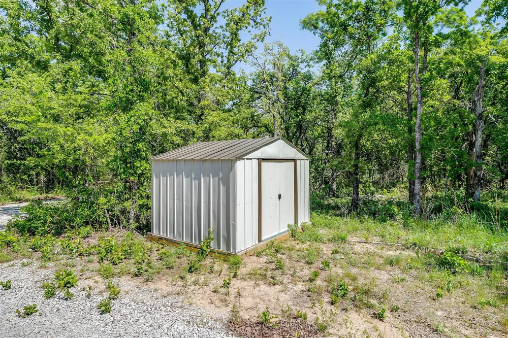 313 Broken Rd Road Perrin, TX 76486